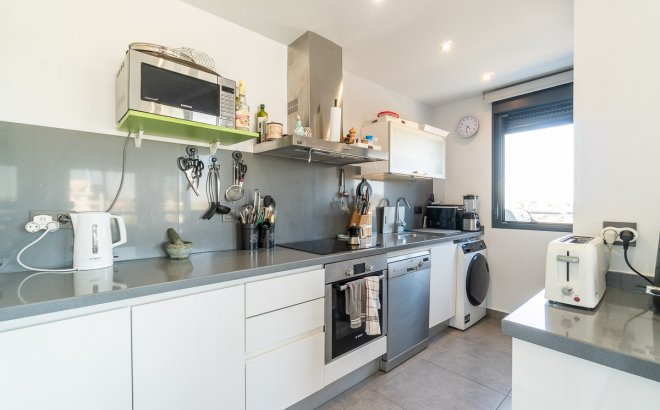 Resale - Penthouse -
Villamartin - Costa Blanca