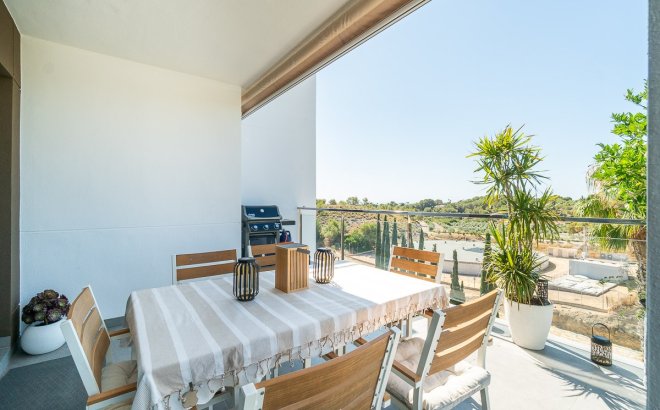 Resale - Penthouse -
Villamartin - Costa Blanca