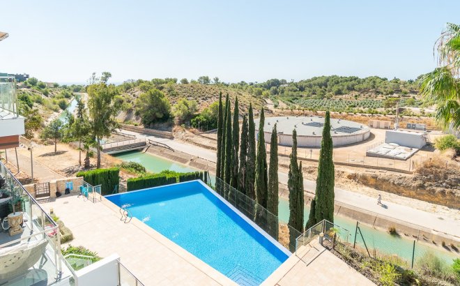 Resale - Penthouse -
Villamartin - Costa Blanca