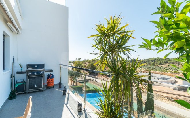 Resale - Penthouse -
Villamartin - Costa Blanca