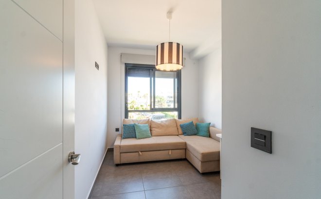Resale - Penthouse -
Villamartin - Costa Blanca