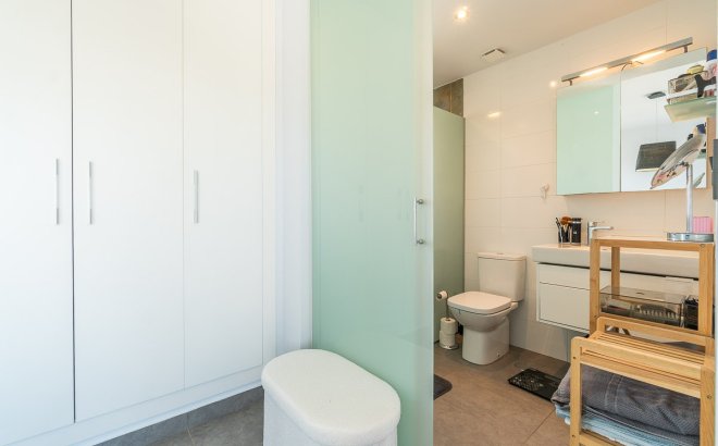 Resale - Penthouse -
Villamartin - Costa Blanca