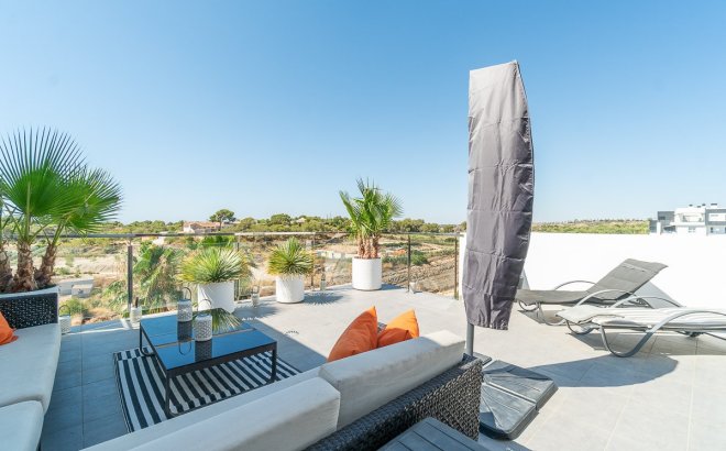 Resale - Penthouse -
Villamartin - Costa Blanca
