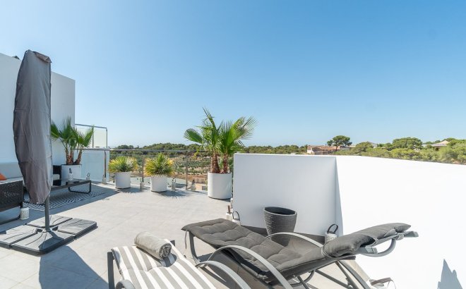Resale - Penthouse -
Villamartin - Costa Blanca