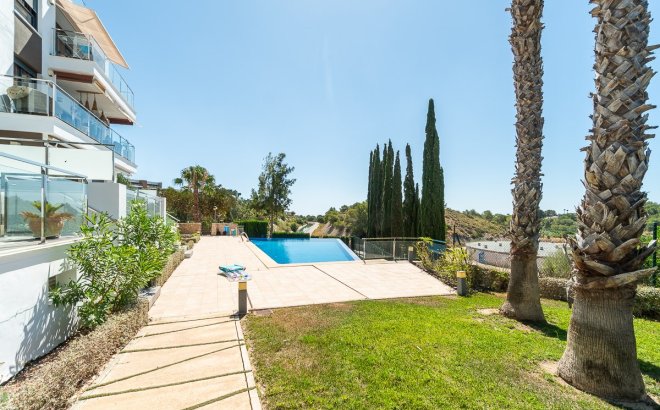 Resale - Penthouse -
Villamartin - Costa Blanca