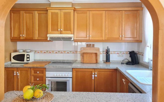 Resale - Villa -
Villamartin - Costa Blanca
