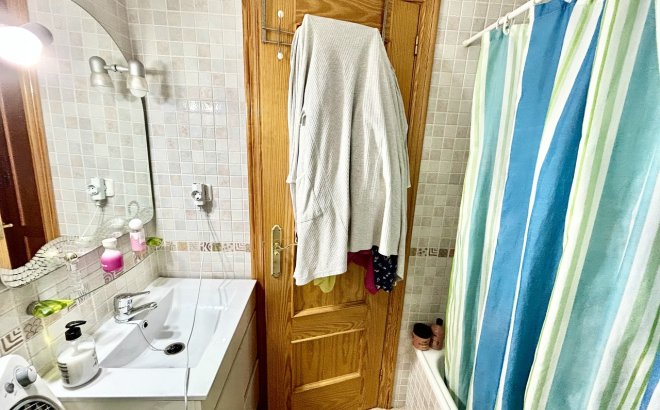 Resale - Apartment -
Torremendo - Costa Blanca