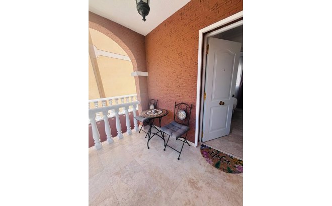 Resale - Villa -
Villamartin - Costa Blanca