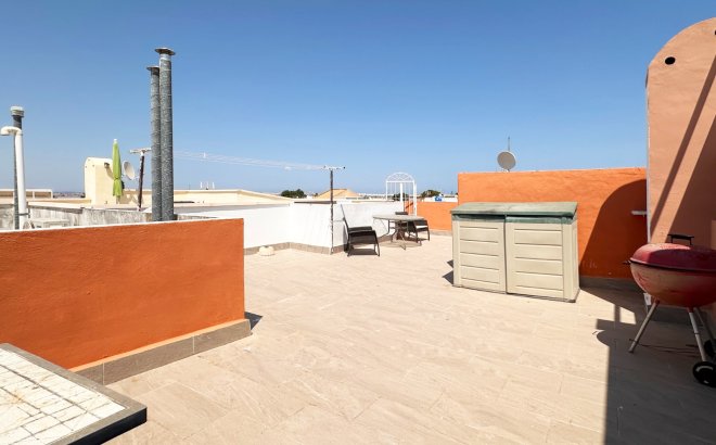 Resale - Bungalow -
Torrevieja - Costa Blanca