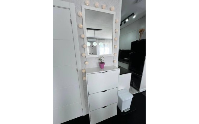Resale - Dúplex -
Torrevieja - Carrefour