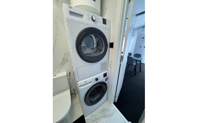 Resale - Dúplex -
Torrevieja - Carrefour