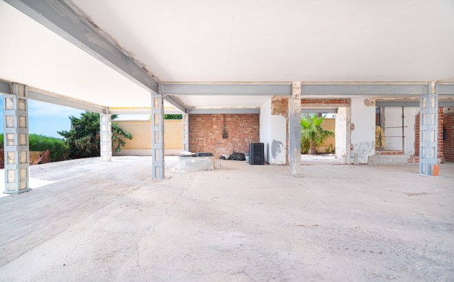 Resale - Villa -
Cabo Roig - Costa Blanca