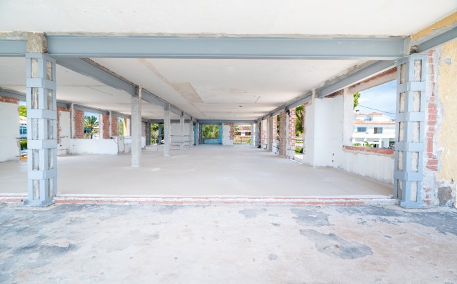 Resale - Villa -
Cabo Roig - Costa Blanca
