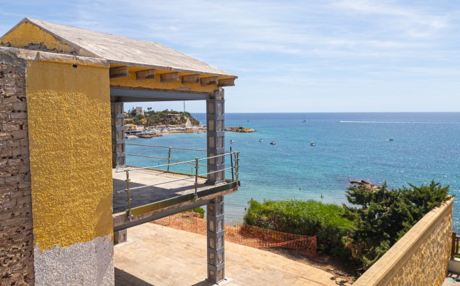 Resale - Villa -
Cabo Roig - Costa Blanca