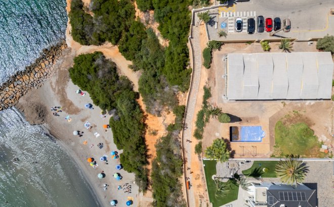 Resale - Villa -
Cabo Roig - Costa Blanca