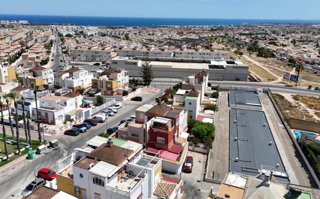 Resale - Town House -
Los Altos - Costa Blanca