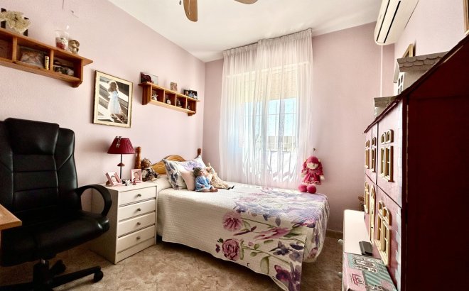 Resale - Town House -
Los Altos - Costa Blanca