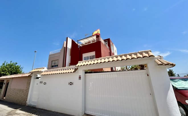 Resale - Town House -
Los Altos - Costa Blanca