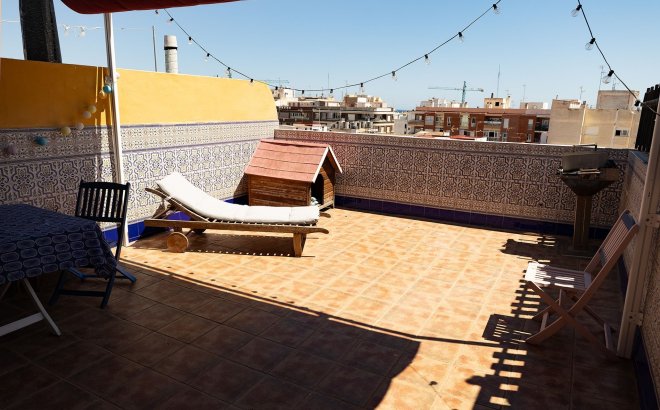 Resale - Dúplex -
Torrevieja - Costa Blanca