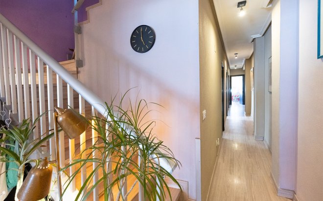 Resale - Dúplex -
Torrevieja - Costa Blanca