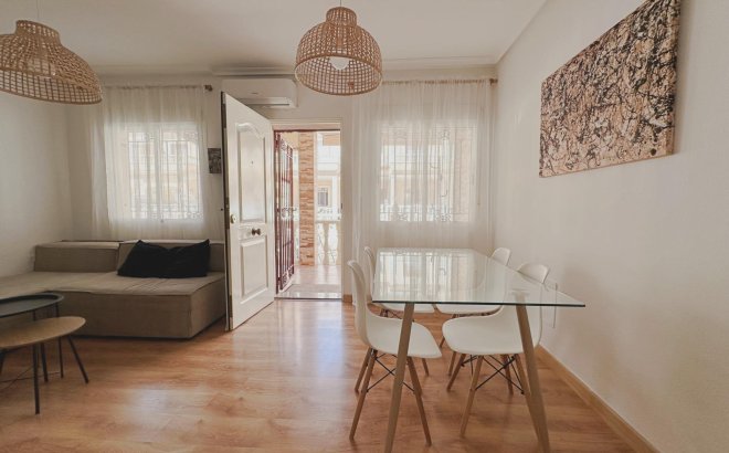 Resale - Semi Detached -
Orihuela Costa - La Zenia