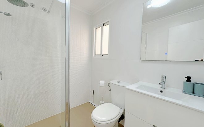 Resale - Semi Detached -
Orihuela Costa - La Zenia