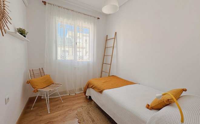 Resale - Semi Detached -
Orihuela Costa - La Zenia