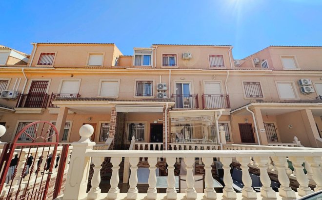 Resale - Semi Detached -
Orihuela Costa - La Zenia