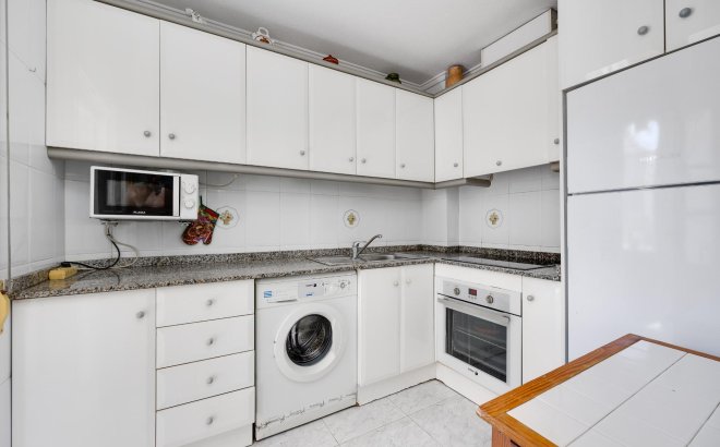 Resale - Apartment -
Torrevieja - Antonio Machado