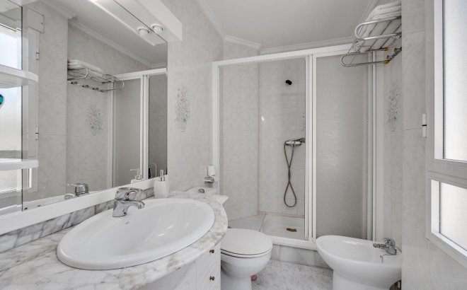 Resale - Apartment -
Torrevieja - Antonio Machado