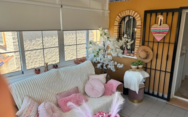 Resale - Villa -
El Raso - Costa Blanca