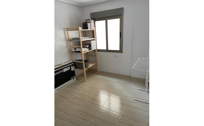 Resale - Apartment -
San Miguel de Salinas - Costa Blanca