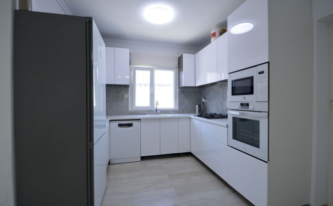 Resale - Villa -
Ciudad Quesada - Costa Blanca