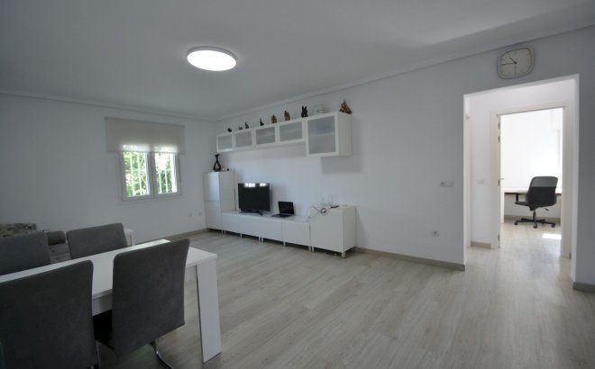 Resale - Villa -
Ciudad Quesada - Costa Blanca