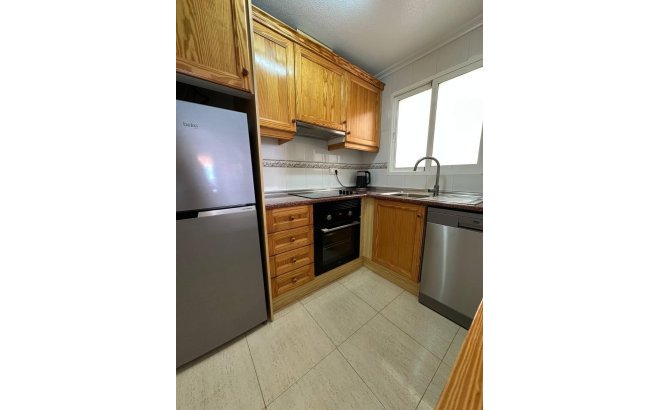 Resale - Apartment -
Torrevieja - Centro