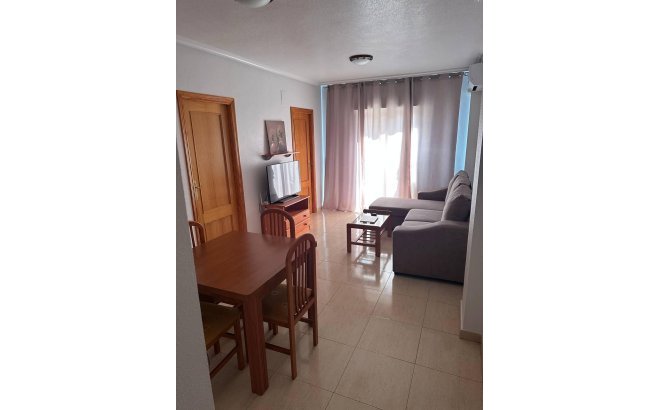 Resale - Apartment -
Torrevieja - Centro