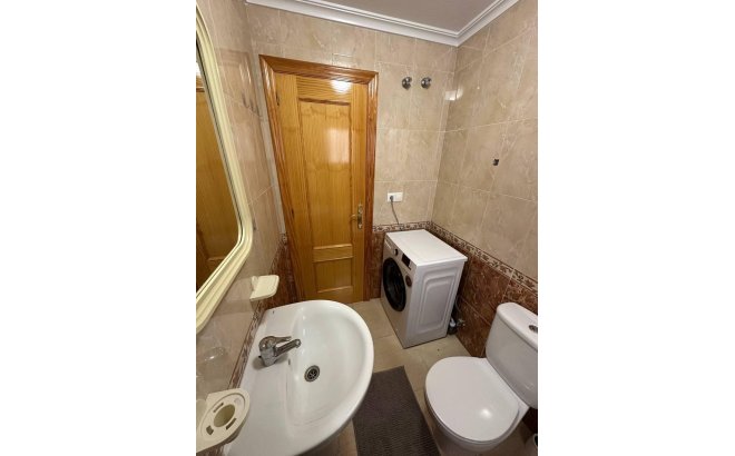 Resale - Apartment -
Torrevieja - Centro