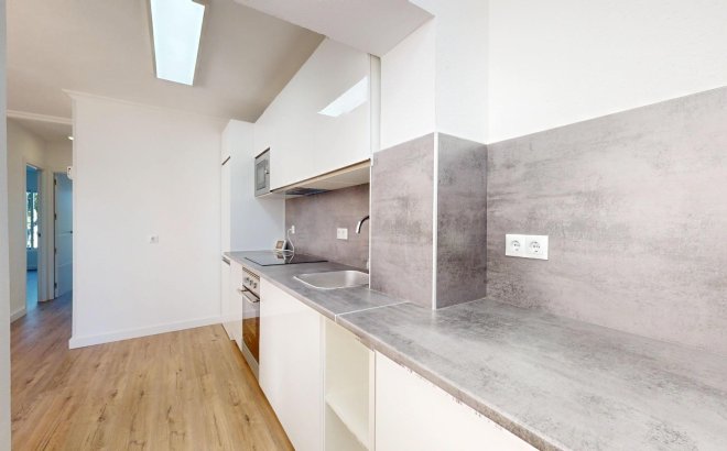 Resale - Bungalow -
Orihuela Costa - Villamartín