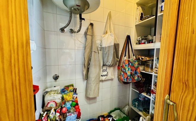 Resale - Villa -
Torrevieja - La Siesta - El Salado - Torreta