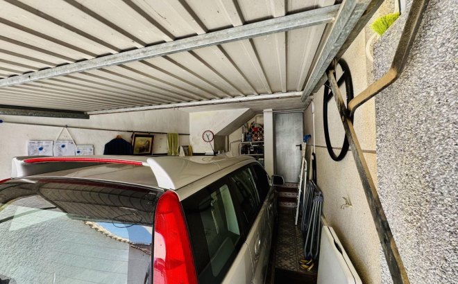 Resale - Villa -
Torrevieja - La Siesta - El Salado - Torreta