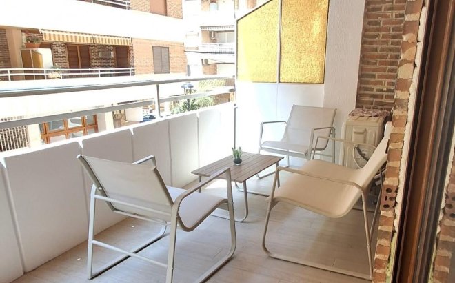 Resale - Apartment -
Torrevieja - Acequion
