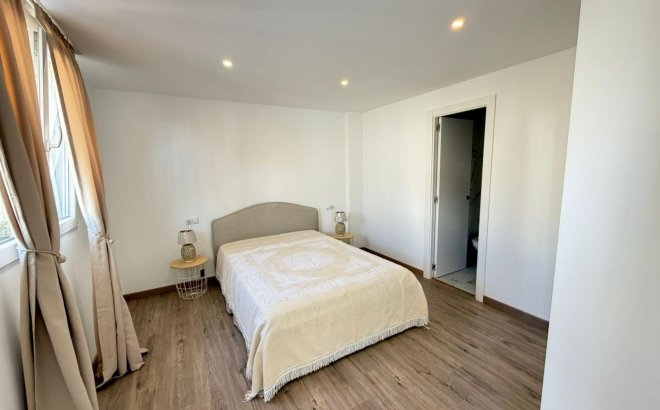 Revente - Semi Detached -
Torrevieja - Cabo Cervera