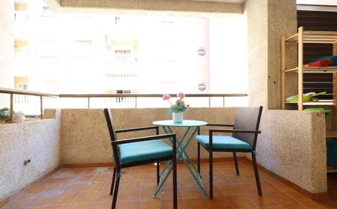 Resale - Apartment -
Torrevieja - Costa Blanca