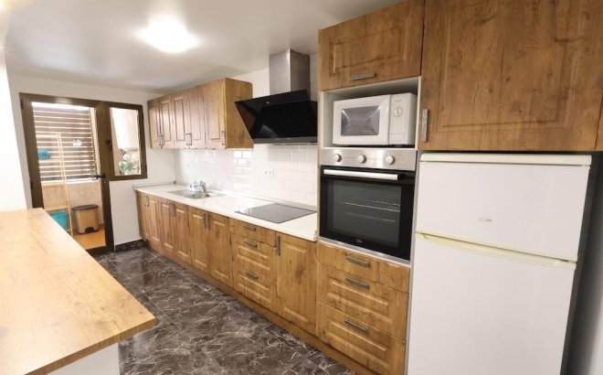 Resale - Apartment -
Torrevieja - Costa Blanca