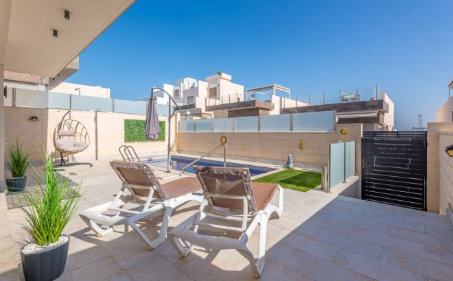 Resale - Villa -
Orihuela Costa - Costa Blanca