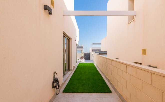 Resale - Villa -
Orihuela Costa - Costa Blanca