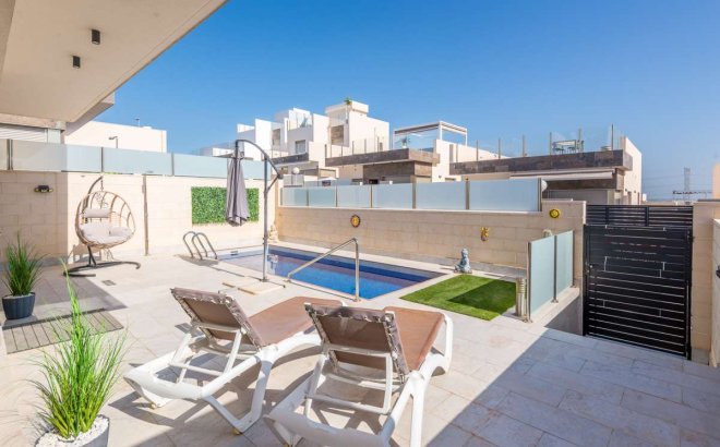 Resale - Villa -
Orihuela Costa - Costa Blanca