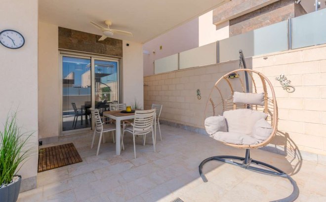 Resale - Villa -
Orihuela Costa - Costa Blanca
