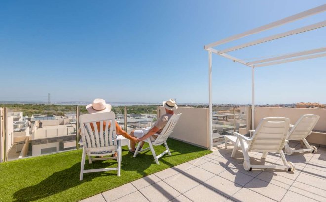 Resale - Villa -
Orihuela Costa - Costa Blanca