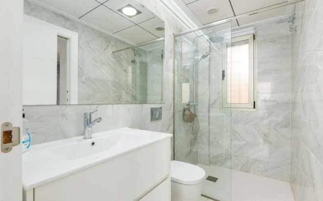 Resale - Villa -
Orihuela Costa - Costa Blanca